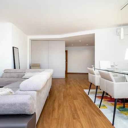 Whome | Damasceno Contemporary 59 公寓